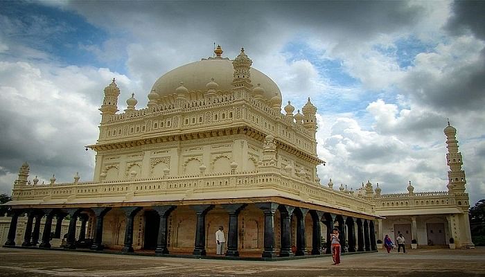 Explore The History And Beauty Of Gumbaz Srirangapatna In Mysore